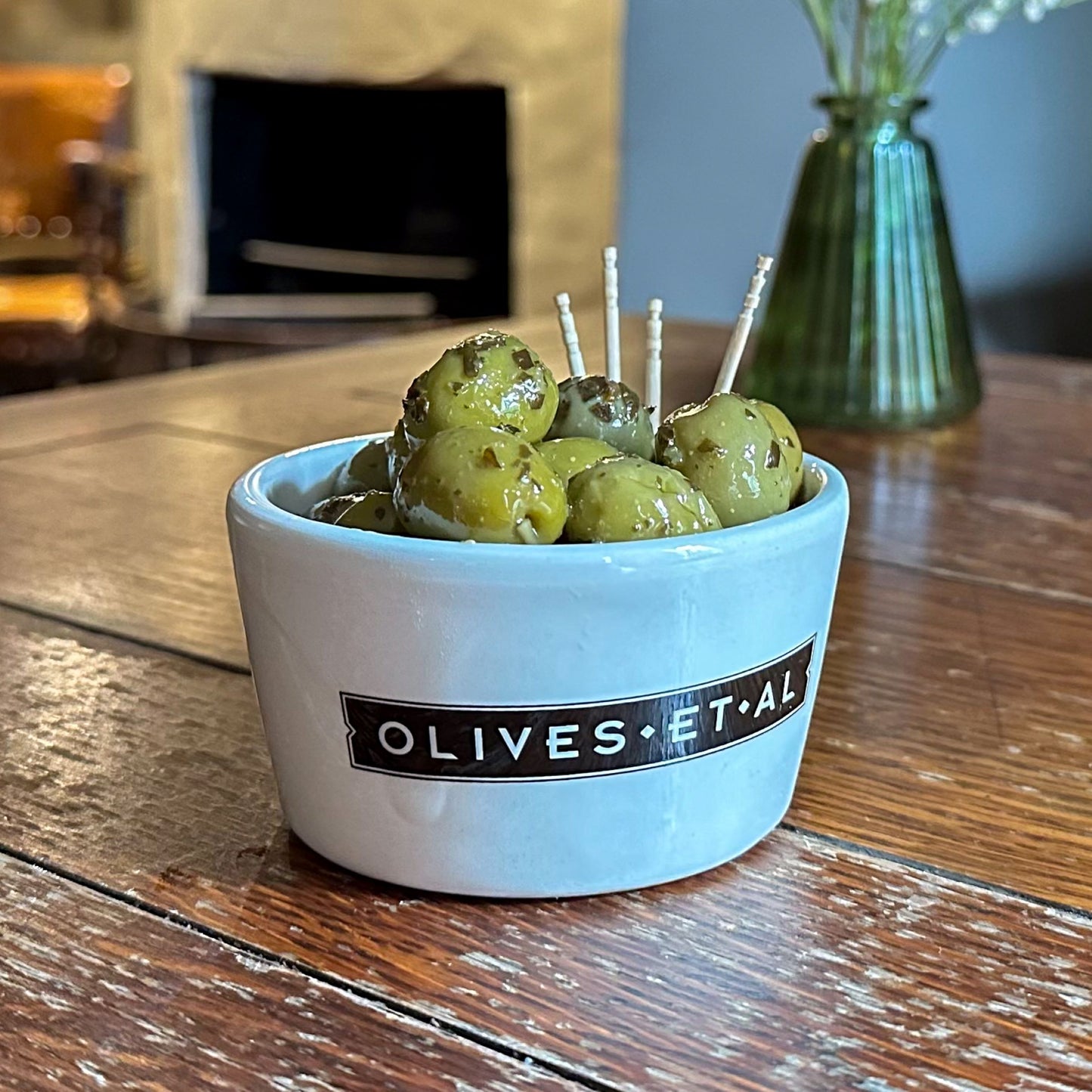 Pistou Basil & Garlic Whole Olives, Loose