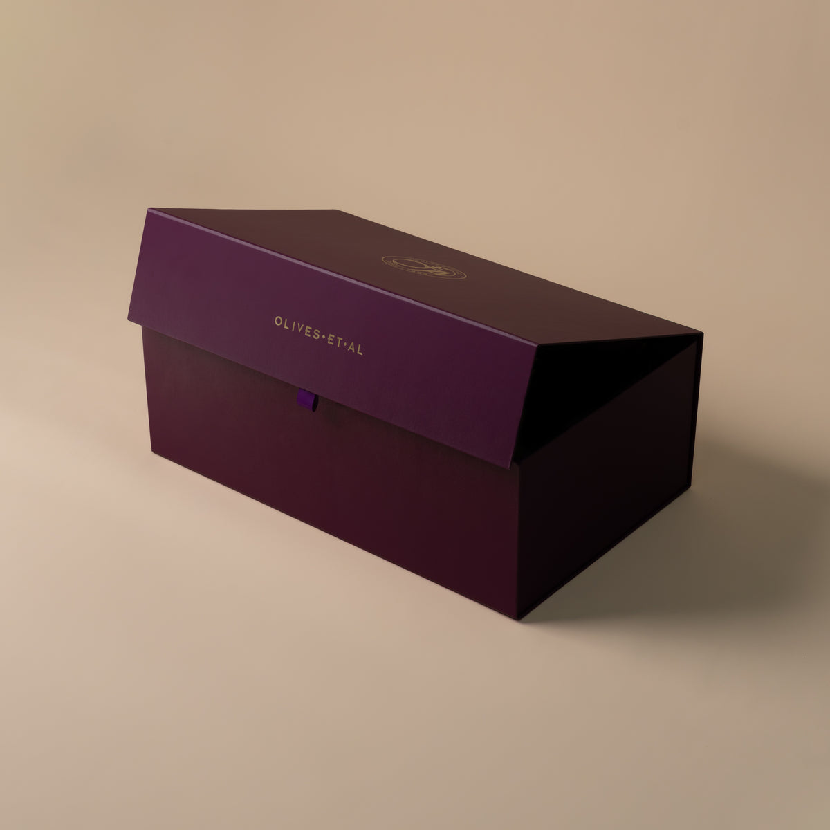 Large purple Olives Et Al gift hamper box presentation detail